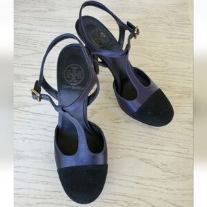 Tory Burch Mandy Navy T Strap Stilleto Sandals Size 7.5